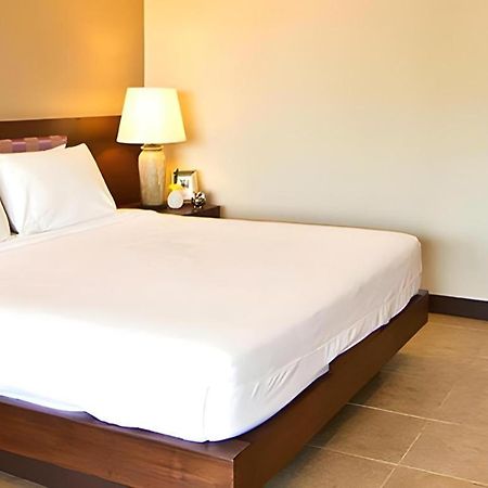 Rose Bay Resort Pattaya Bagian luar foto