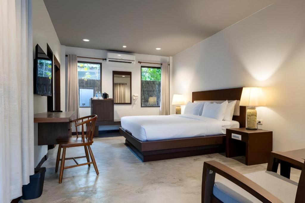Rose Bay Resort Pattaya Bagian luar foto